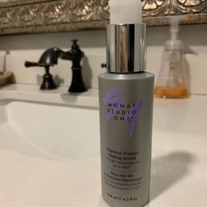 NEW Monat Thermal protect styling shield